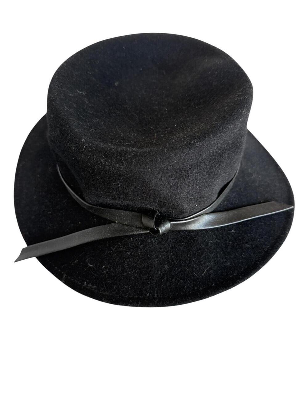 Vintage Clover Lane Wool Felt Hat: 1970s Black Brim with Chinstrap - Picture 5 of 9